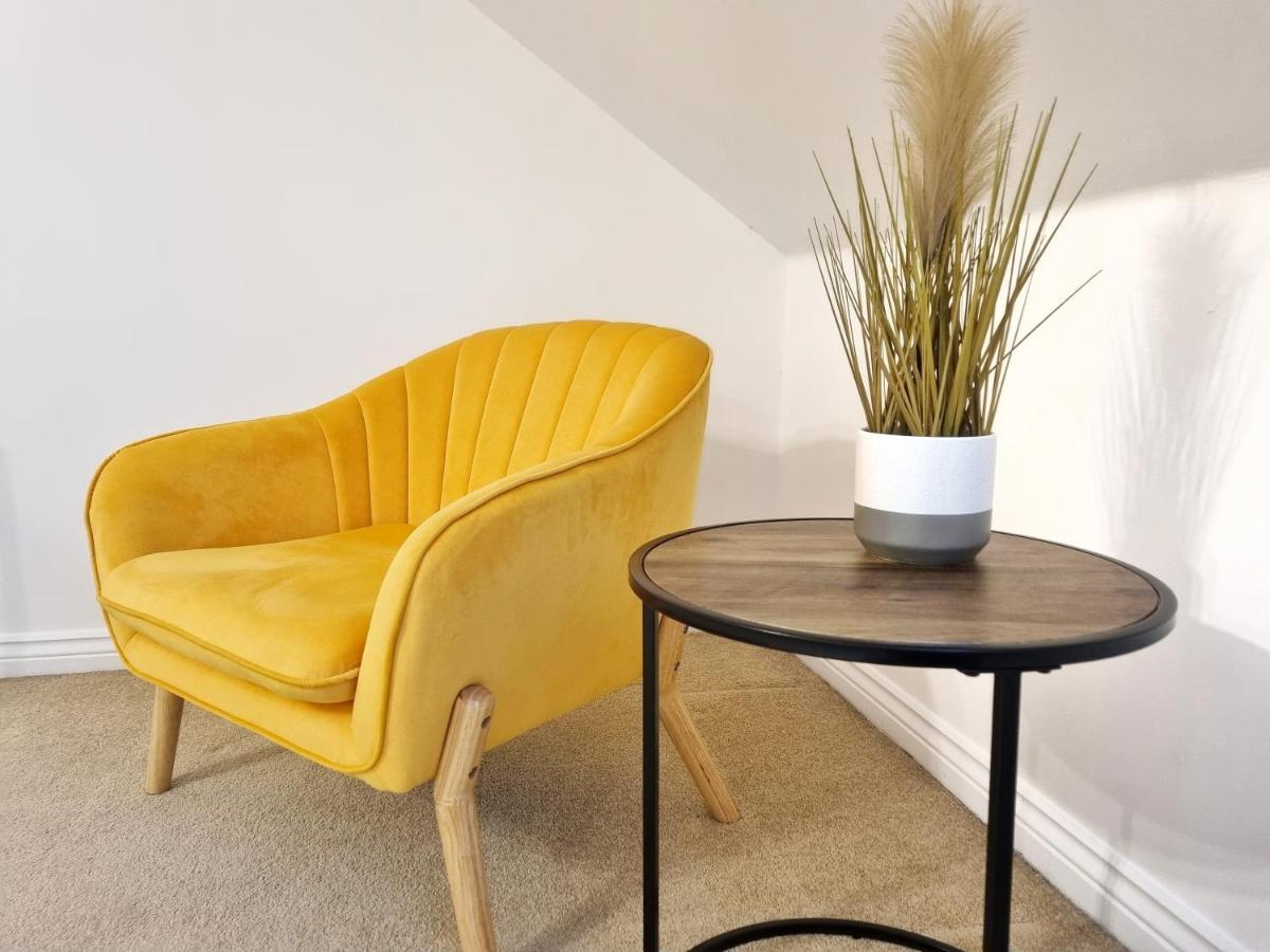 Modern & Spacious 3 Bedrooms And 2 Bathrooms Home, Free Parking! Cambridge  Ngoại thất bức ảnh