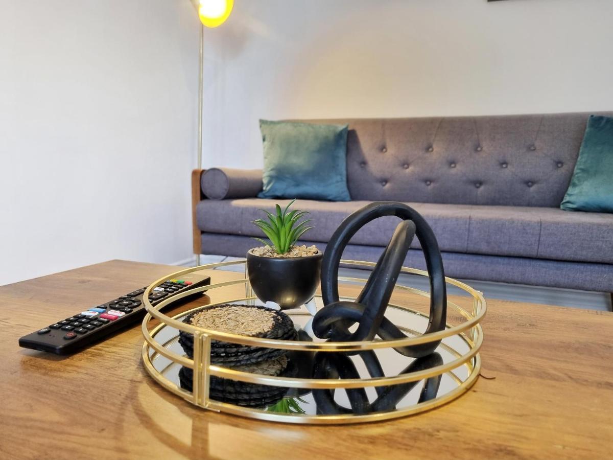 Modern & Spacious 3 Bedrooms And 2 Bathrooms Home, Free Parking! Cambridge  Ngoại thất bức ảnh